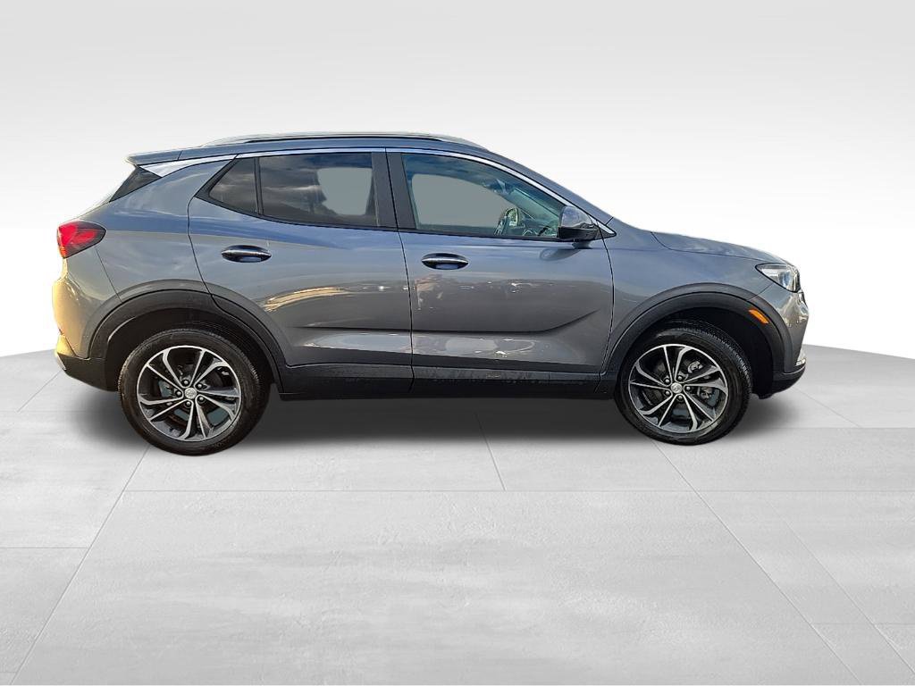 Certified 2021 Buick Encore GX Select AWD/4WD image 6