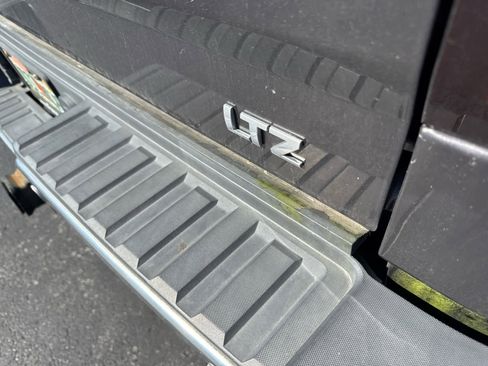 Used 2015 Chevrolet Silverado 2500 LTZ w/ Duramax Plus Package image 11