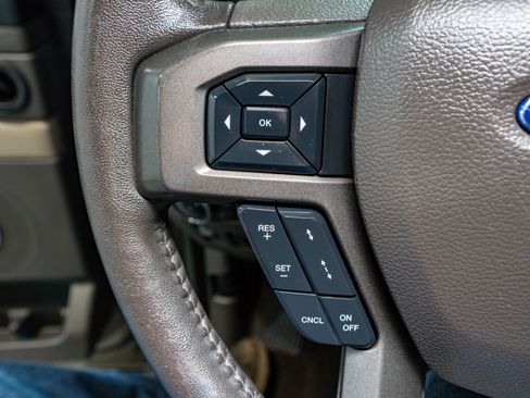 Used 2018 Ford Expedition Max XLT w/ Equipment Group 202A image 28