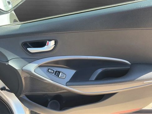 Used 2013 Hyundai Santa Fe Sport 2.0T FWD image 21