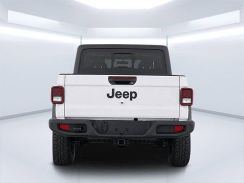 Used 2021 Jeep Gladiator Sport AWD/4WD image 4