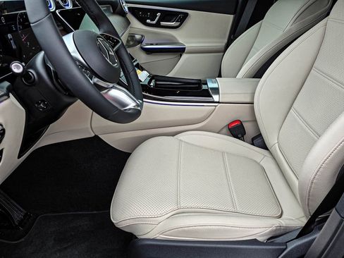 New 2026 Mercedes-Benz GLC 300 4MATIC image 13