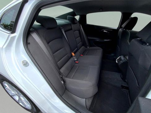 Used 2022 Chevrolet Malibu LT FWD image 28