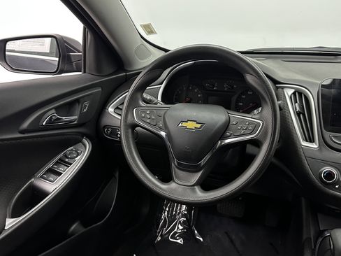Used 2023 Chevrolet Malibu LT image 25