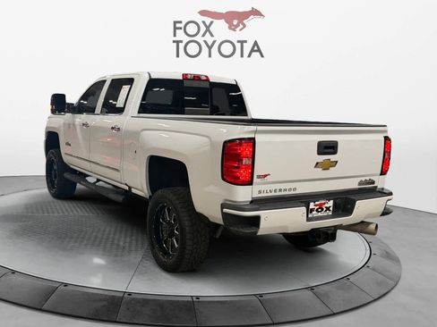 Used 2019 Chevrolet Silverado 2500 High Country w/ Duramax Plus Package AWD/4WD image 4
