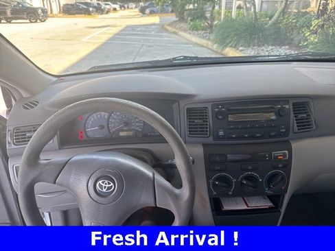 Used 2005 Toyota Corolla CE image 5