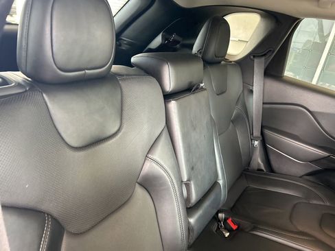 Used 2023 Jeep Cherokee Altitude Lux image 28