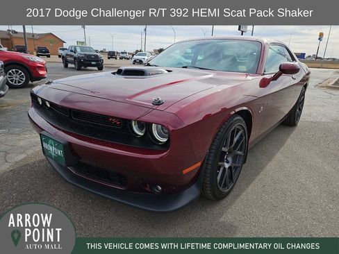 Used 2017 Dodge Challenger R/T Scat Pack image 4