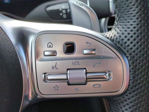 Certified 2021 Mercedes-Benz GLC 43 AMG 4MATIC image 19