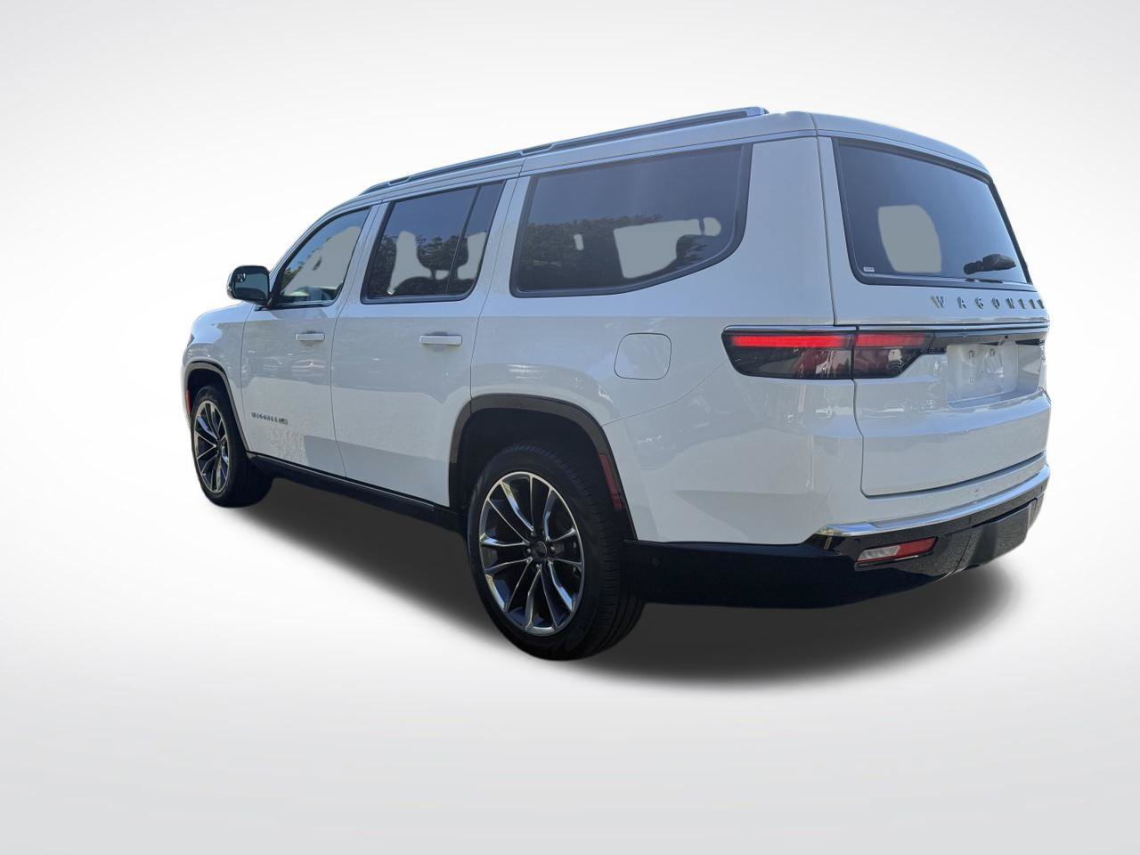 Used 2025 Jeep Wagoneer Series III w/ Premium Group I AWD/4WD image 7
