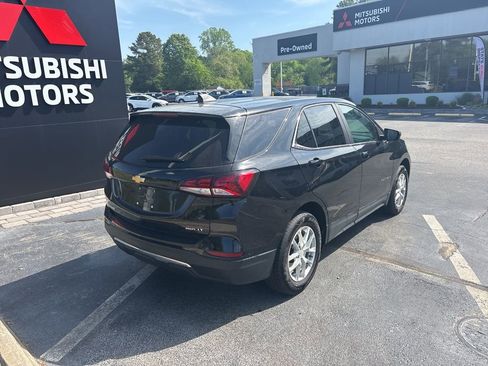 Used 2024 Chevrolet Equinox LT AWD/4WD image 4