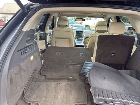 Used 2017 Lincoln MKX Select w/ Select Plus Package image 16