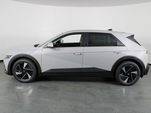 New 2026 Hyundai Ioniq 5 SEL image 6