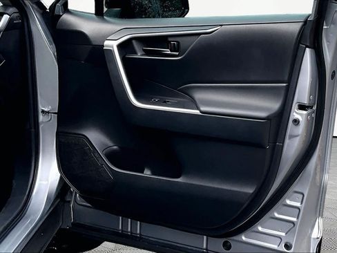 Certified 2023 Toyota RAV4 LE FWD image 23
