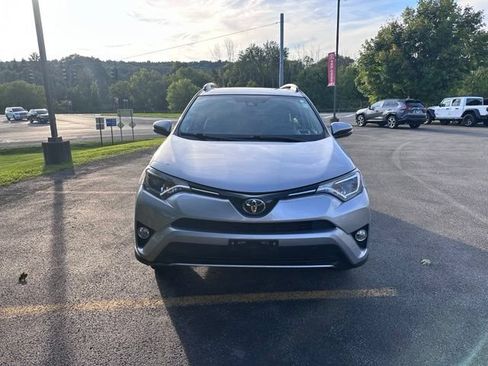 Used 2017 Toyota RAV4 XLE AWD/4WD image 8