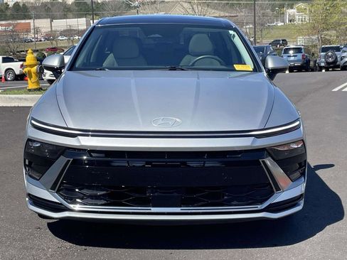 Certified 2024 Hyundai Sonata SEL w/ Convenience Package image 8