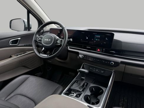 Certified 2026 Kia Carnival SX image 36