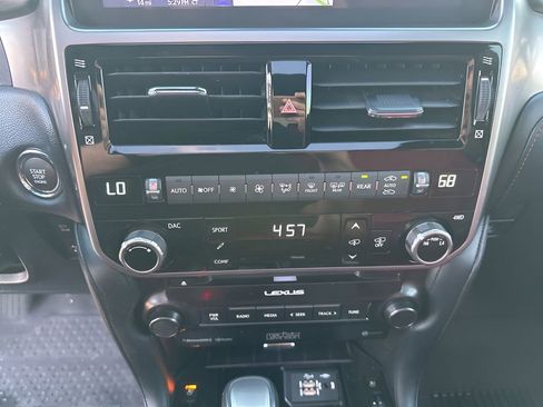 Used 2023 Lexus GX 460 Luxury image 36