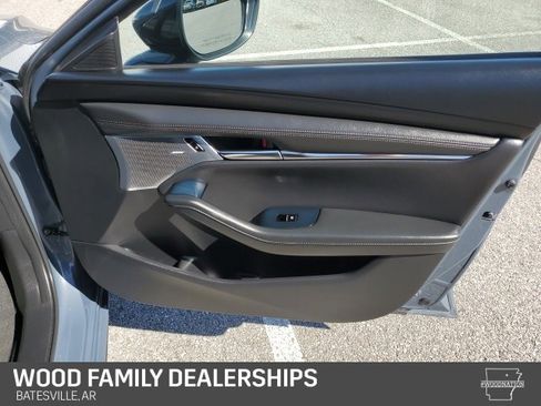 Used 2022 MAZDA MAZDA3 s image 31