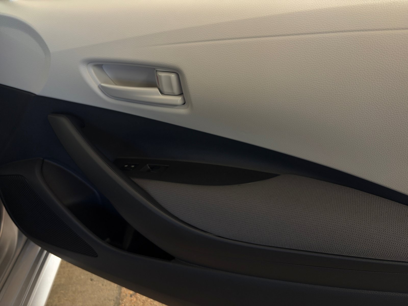 New 2027 Toyota Corolla LE FWD image 16