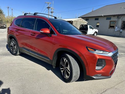 Used 2020 Hyundai Santa Fe Limited w/ Cargo Package image 8