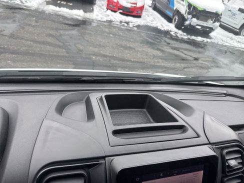 Used 2024 RAM ProMaster 2500 image 21