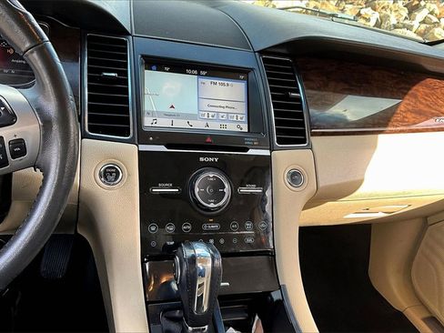 Used 2018 Ford Taurus Limited image 27