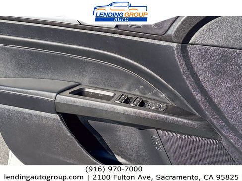 Used 2019 Ford Fusion Titanium FWD image 19