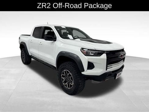 Certified 2024 Chevrolet Colorado ZR2 w/ Technology Package image 8