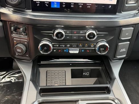 New 2026 Ford F350 Lariat w/ Black Appearance Package AWD/4WD image 24
