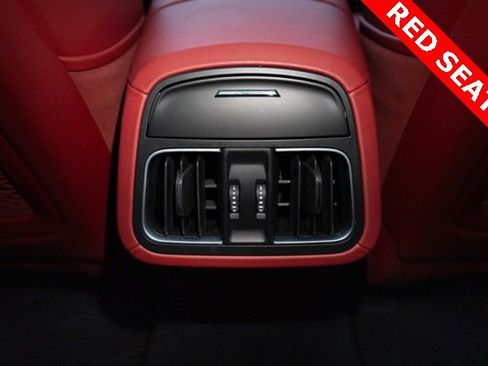 Used 2022 Maserati Levante GT image 38