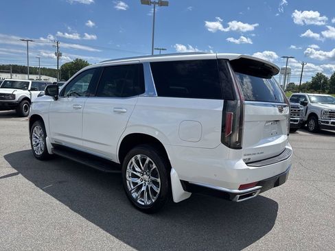 Used 2021 Cadillac Escalade Premium Luxury w/ Performance Package image 5