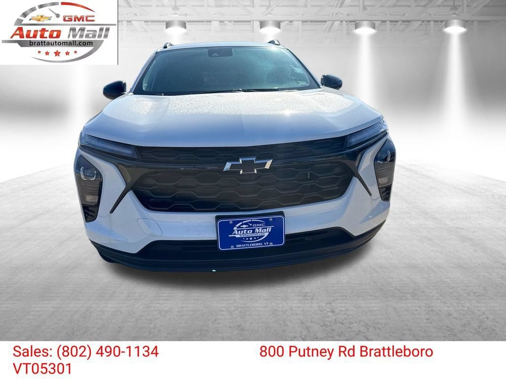 New 2026 Chevrolet Trax LT w/ Driver Confidence Package FWD image 8