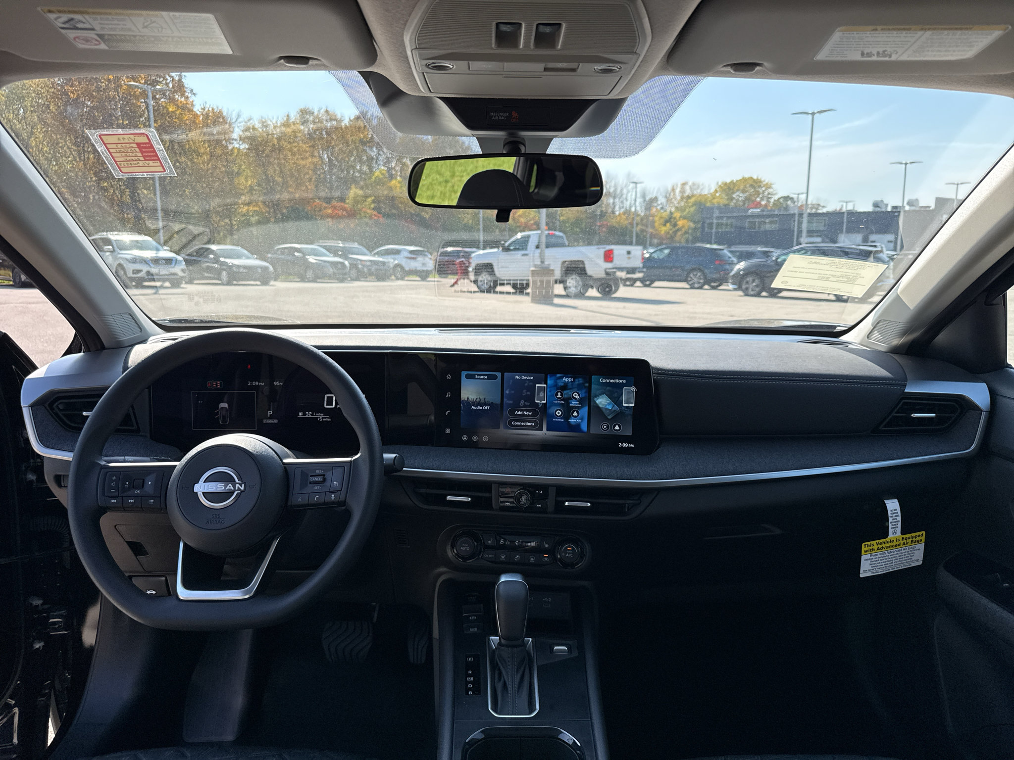 New 2027 Nissan Kicks SV AWD/4WD image 11