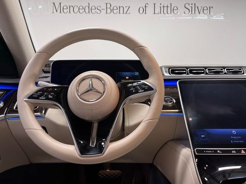 Certified 2023 Mercedes-Benz S 500 4MATIC image 31