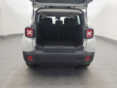 Used 2021 Jeep Renegade Sport image 29