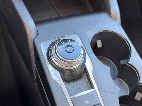 Certified 2021 Ford Escape SE image 15