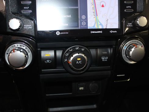 Used 2023 Toyota 4Runner TRD Off-Road Premium AWD/4WD image 48