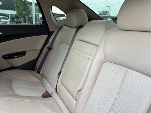 Used 2013 Buick Verano FWD image 28