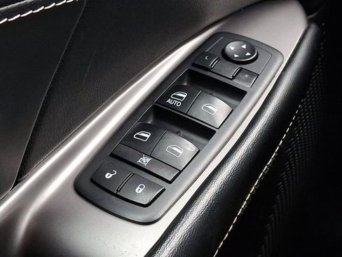 Certified 2017 Dodge Journey Crossroad image 29