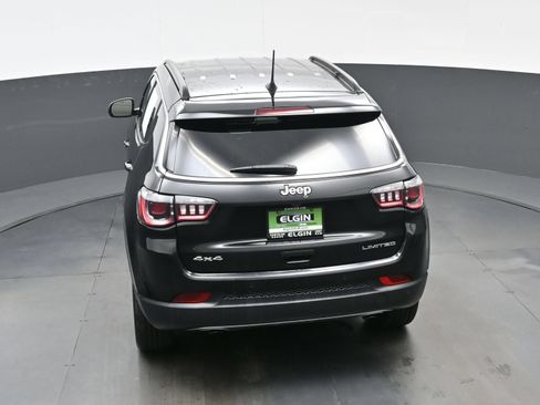 Used 2023 Jeep Compass Limited AWD/4WD image 32