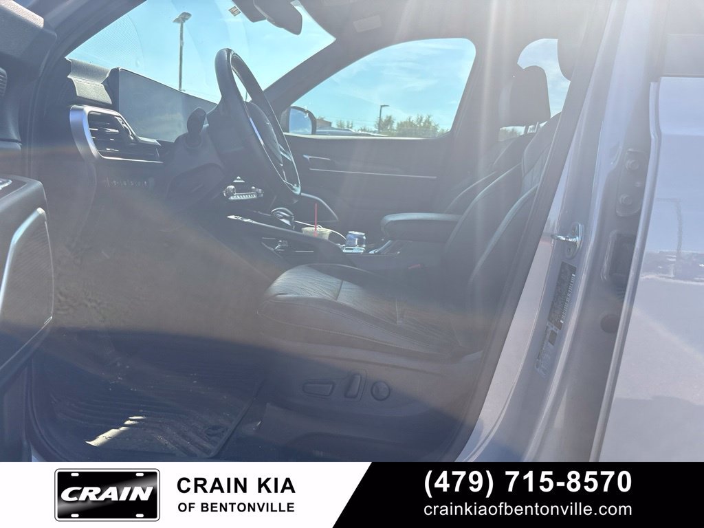 Certified 2023 Kia Telluride EX X-Line AWD/4WD image 9