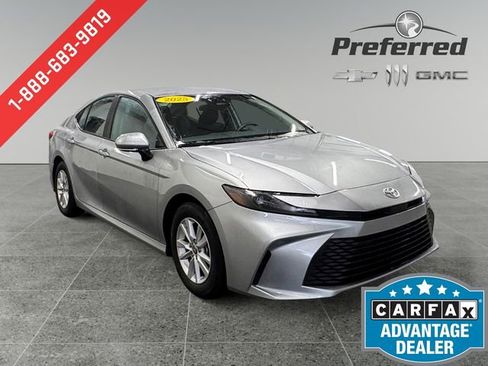 Used 2025 Toyota Camry LE FWD image 1