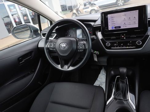 Used 2024 Toyota Corolla LE image 16