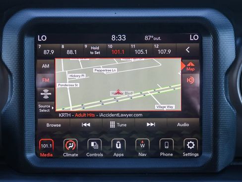 Used 2022 Jeep Gladiator Sport image 16