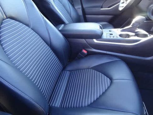 Used 2023 Toyota Highlander XSE image 24