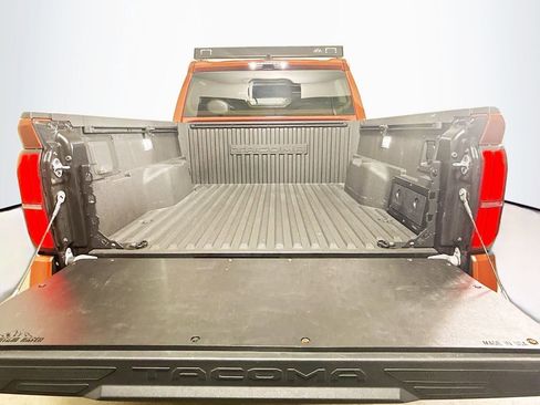 Used 2025 Toyota Tacoma TRD Off-Road w/ TRD Off Road Upgrade Package AWD/4WD image 7