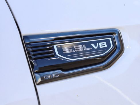 Used 2020 GMC Sierra 1500 AT4 w/ AT4 Premium Package image 9