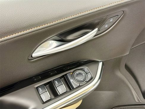 Used 2024 Cadillac XT4 Luxury image 18