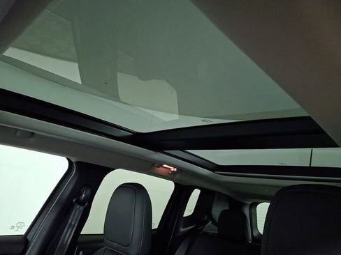 Used 2022 Jeep Renegade Limited w/ Sun, Sound & Wheels Group image 16